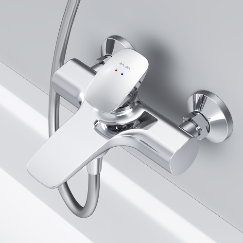 Смеситель для ванны AM.PM Spirit 2.0 F70A10000 хром Смеситель для ванны AM.PM Spirit 2.0 F70A10000 хром