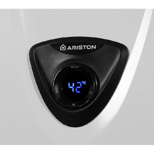 Газовая колонка 14 л/мин Ariston Fast Evo 14 B NG RU электро-розжиг 220V Газовая колонка 14 л/мин Ariston Fast Evo 14 B NG RU электро-розжиг 220V