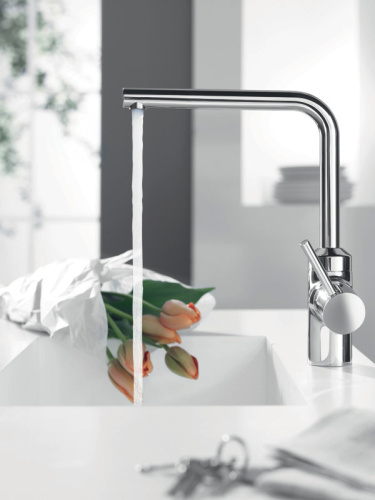 Смеситель для кухни Kludi L-Ine 428140577 хром, монтаж на 1 отверстие Смеситель для кухни Kludi L-Ine 428140577 хром, монтаж на 1 отверстие